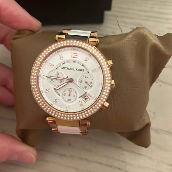 【未使用】MICHAEL KORS MK3192 ゴールド/ホワイト レディース Michael Kors | Accessories | Michael Kors Gold White Watch